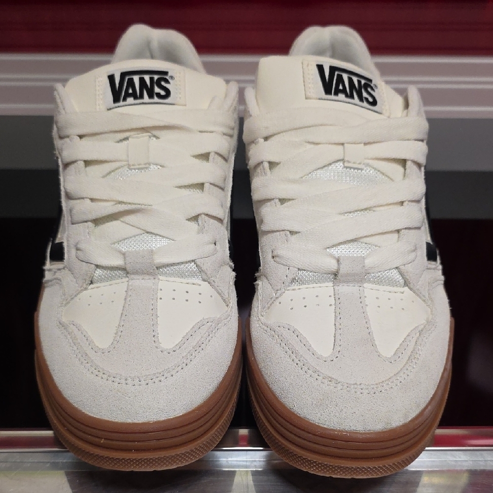 Vans Upland Suede Marshmallow Gum Sneakers Men's 12 Women's 13.5 - Picture 3 of 6